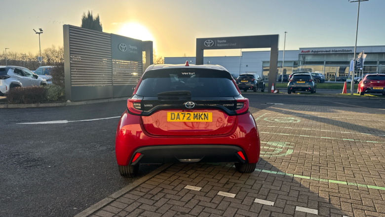 Toyota Yaris 1.5 Hybrid Design 5dr CVT Hybrid Hatchback